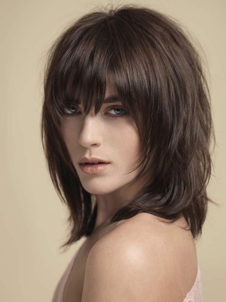 Aurora haircut for dark hair: 10 fashion ideas for stylish beauties