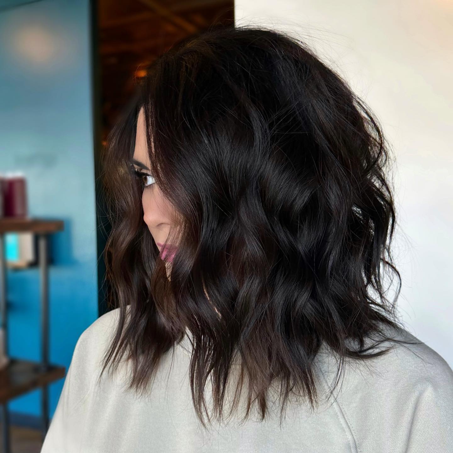 Dark haircuts for wavy and curly hair: 20 best new products