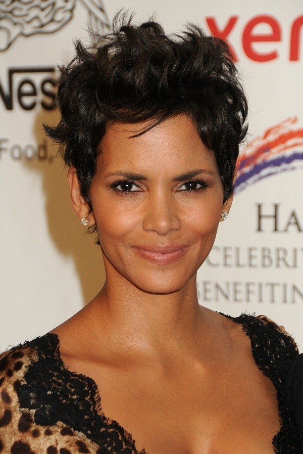 Halle Berry hairstyles photo 7